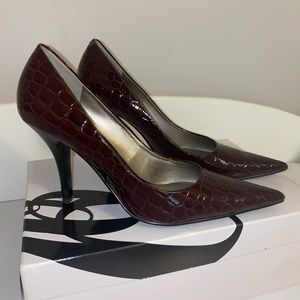 COPY - Nine West purple heals
